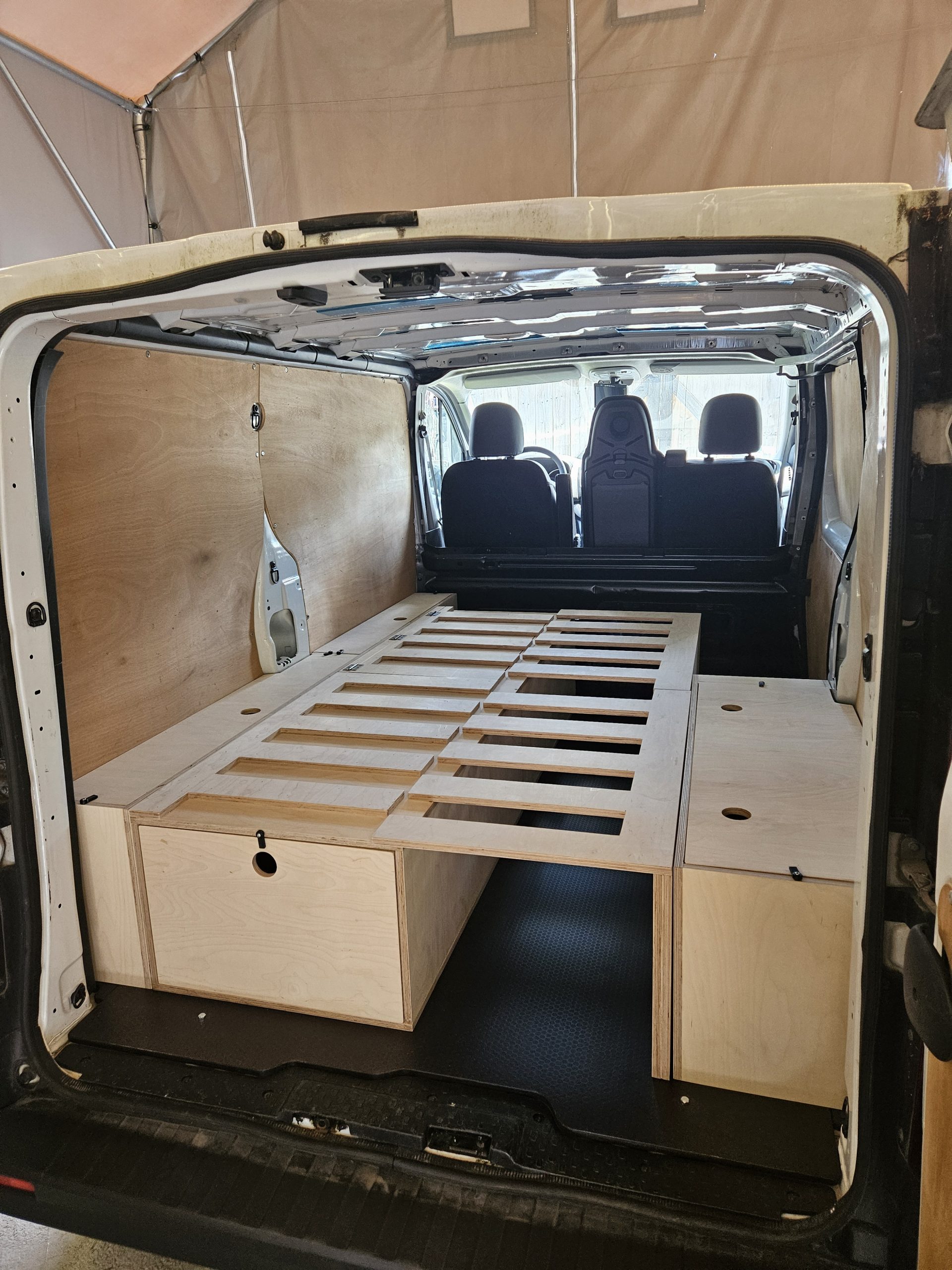 Fourgon aménagé Opel Movano L3H2